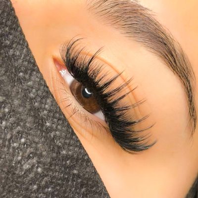 The,Woman,Is,Undergoing,A,Lash,Lift,Procedure.,Beautiful,Female